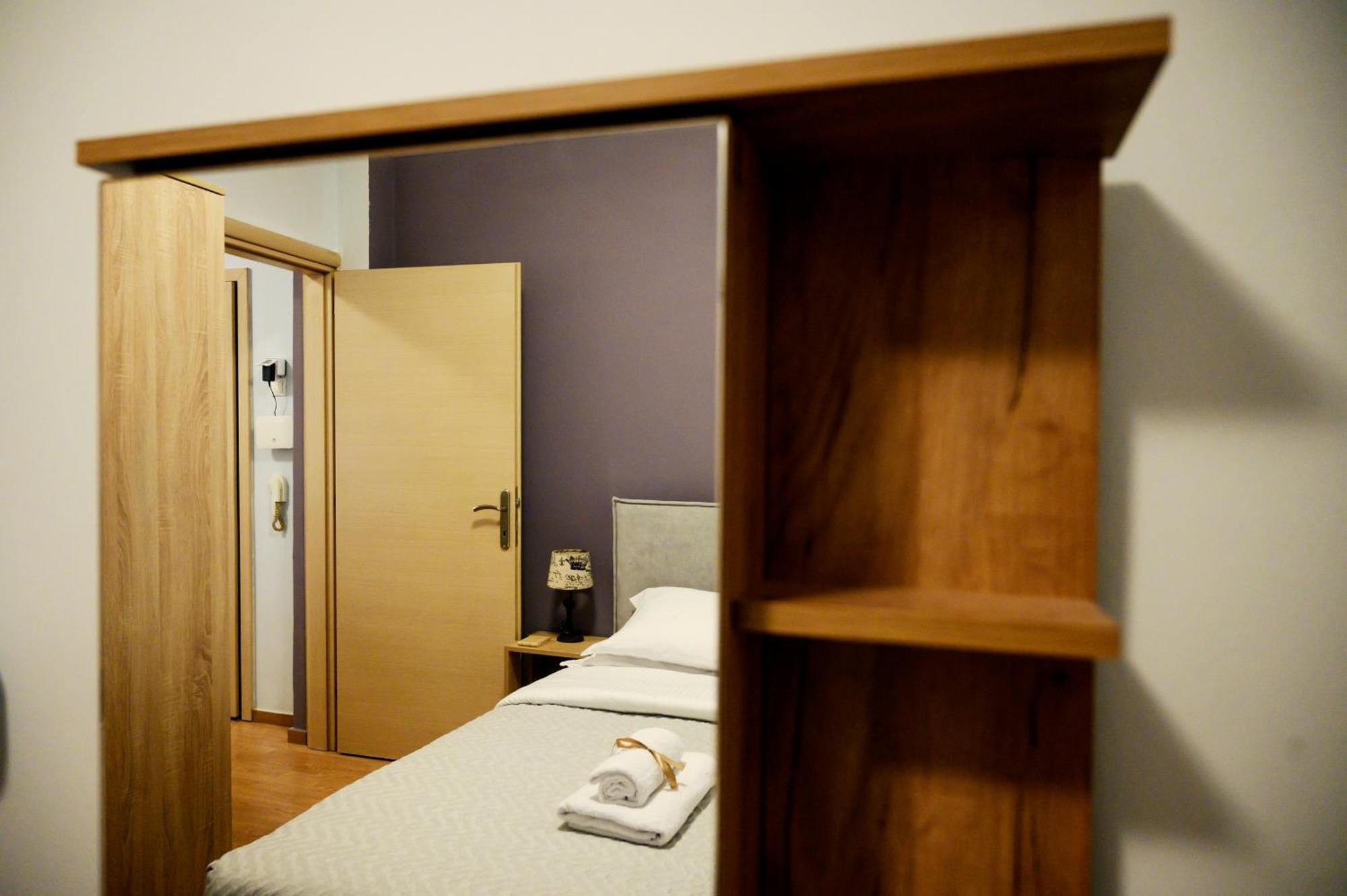 Modern Downtown Flat By Golden H&R Leilighet Thessaloníki Eksteriør bilde